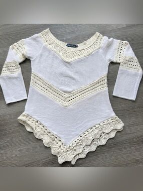 Blue moon V shape crochet boho swimsuit coverup shirt tunic  - size M